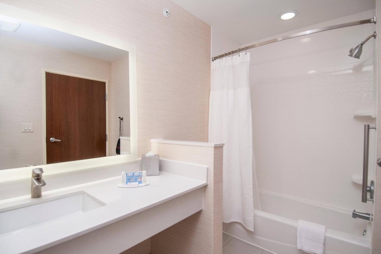 Fairfield Inn & Suites By Marriott Dallas Plano North Exterior photo