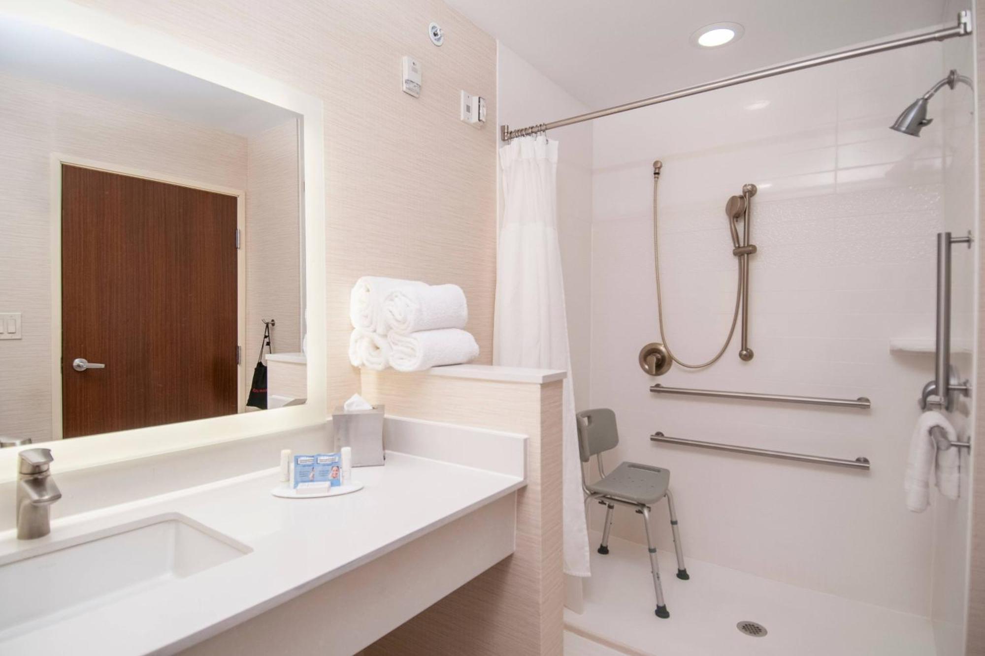 Fairfield Inn & Suites By Marriott Dallas Plano North Exterior photo